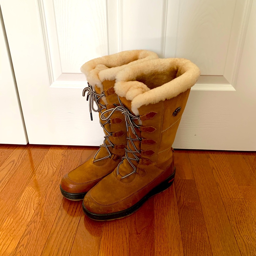 Pajar Shearling Real fur boots.